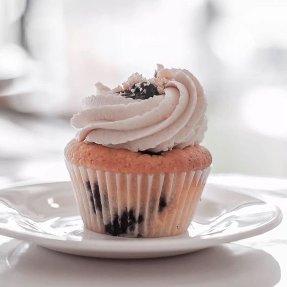 Meet your Posher, Rashida - Picture 1 of 1